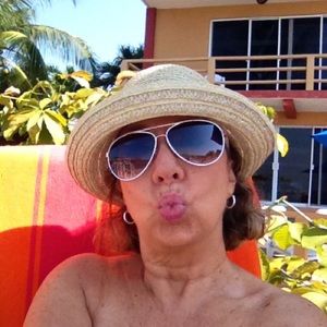 Meet your Posher, Jeanmarie